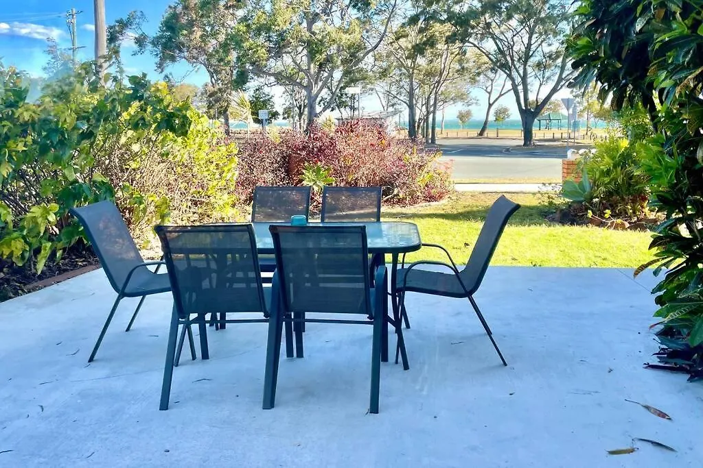 Whispering Palms Apartment Bongaree 0*,  Australia